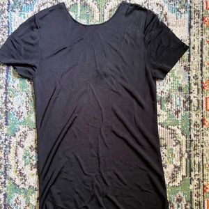 Cos heavy knitted black tshirt with bc it back detail size xs
